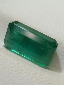 Radiant Emerald Gemstone - Faceted Natural Green Beryl 2.65 CTS - Picture 1 of 10