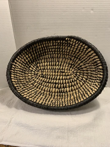 African Ghana Basket oval hand woven wall hang utility basket Elf 15x 11.25x 4” Cover