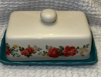 Pioneer Women Stoneware Floral Flowers Lidded Butter Dish Ruffled Tray - Image 1 of 4