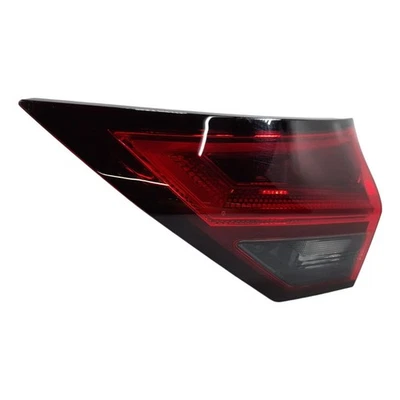 NISSAN X-trail Tekna + Dig-t Mhev 2023 Rear Tail Light On Tailgate Right Side - Image 1 of 4
