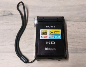Sony Bloggie MHS-CM5 HD Camcorder 5MP, 5x Optical Zoom, Battery & SD Card inc! - Picture 1 of 15