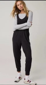 Aerie Racerback Tank Jumpsuit Jogger Schwarz Small - Bild 1 von 12