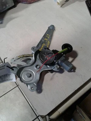 司机左后窗调节器电动适合 12-17 CAMRY 747607 — 第 1/3 张图片