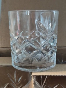 Clovelly Whisky Gläser, 10,6 Oz, sechs NEU aus einer Packung mit 8 - Bild 1 von 5