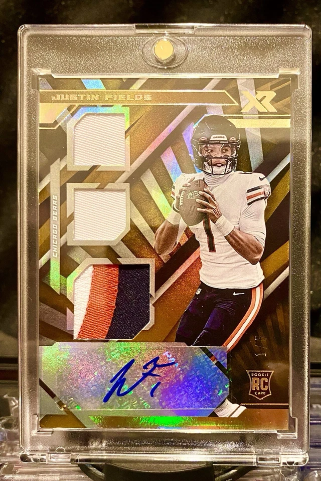 2021 Justin Fields #d 1/5 Panini Football Triple Swatch Rookie Auto RPA RC - Image 1 of 3