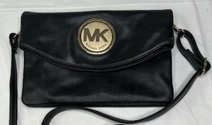 Michael Kors Black Pebbled Leather Crossbody Bag Purse Shoulder Flap - Picture 1 of 11