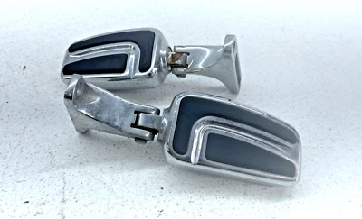 2017 17 Harley Davidson Street Glide FLHXSE back rear passenger foot pegs - Image 1 of 4