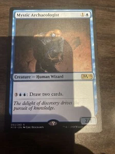 Mystischer Archäologe [Kernset 2019] Magic MTG NM - Bild 1 von 2