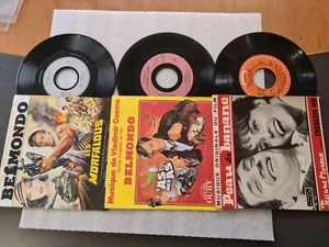 3 45 TOURS BOF JEAN PAUL BELMONDO AS DES AS - PEAU DE BANANE - LES MORFALOUS  - Picture 1 of 2
