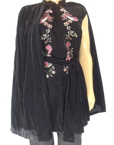 ELOQUII~CINTURÓN DE TERCIOPELO NEGRO BORDADO FLORAL TOP/VESTIDO CAPA ADJUNTA 18/20W - Imagen 1 de 11