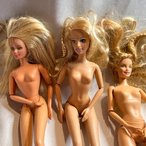 Mattel set of 3 Barbies 1995 & 1999 with jointed bendable arms no clothes - Picture 1 of 16