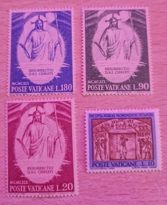 4 Francobolli Nuovi Città del Vaticano Anni Diversi. - Foto 1 di 1