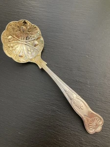 Sheffield EPNS A1 Silverplate KINGS Bon Bon Spoon Shell Fruit Ornate SHIPS FREE - Picture 1 of 7