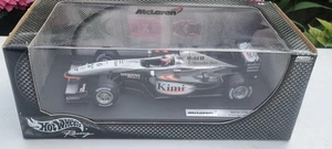 Hot Wheels McLaren MP4-17 Kimi Raikkonen 1:18 - Picture 1 of 6