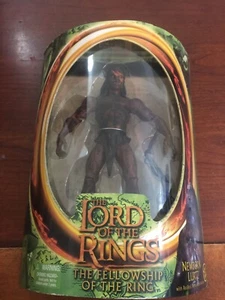 Figura de acción ToyBiz El Señor de los Anillos LOTR Fellowship NEWBORN LURTZ #81000 Nueva en paquete - Imagen 1 de 4