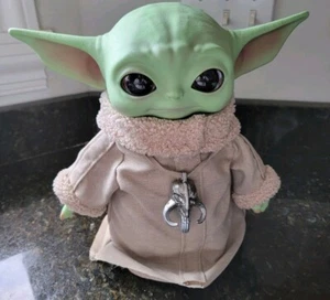 The Child 11 Inch Doll Baby Yoda Grogu Mattel Star Wars Mandalorian Necklace - Picture 1 of 10