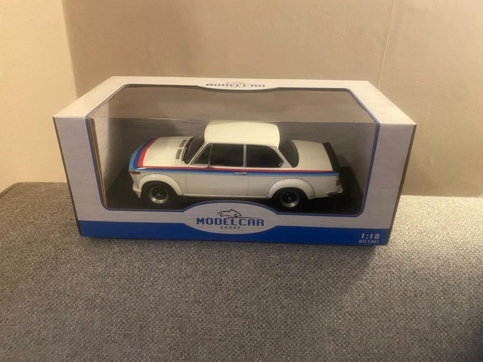 BMW 2002 Turbo (1973) Blanco Escala 1/18 Modelo Coche - Modelo Grupo Foto 1 de 1