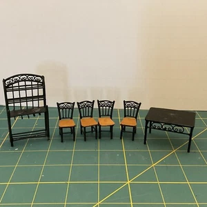 Dollhouse Miniature Set Vintage Bakers Rack Shelf Table Chairs Wire Wrought Iron - Picture 1 of 11