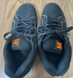 DC Graveler Skateboard Shoe Black Orange Nubuck Leather Mens Size 7.5 ADYS100536 - Foto 1 di 10