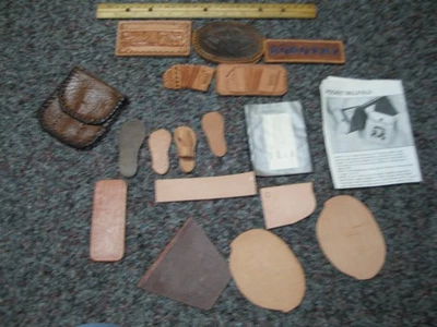 Restos de cuero / chatarra nombrada algunos trabajados Dorthy / acordeón Alana Foto 1 de 4