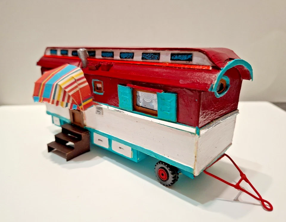 ROULOTTE FORAINE diorama verdine caravane maquette cirque fete foraine - Photo 1/4
