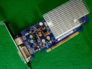 ASUS NVIDIA GeForce 7300 SE 128Mb Video Card EN7300SE (DVI & S -Video only) - Picture 1 of 1