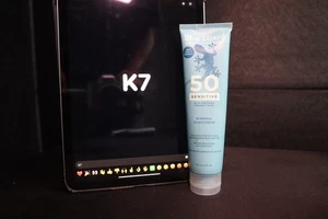 🔥 BLUE LIZARD Empfindliche mineralische Sonnencreme mit Zinkoxid 50+, 5 flüssige Unzen🔥 - Bild 1 von 2