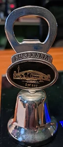 Australien Souvenir Bierflasche Dosenöffner Metall Glocke - Bild 1 von 1