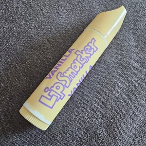 Vanilla with Key Ring Cap - 1990’s Bonne Bell Lip Smackers - Picture 1 of 6
