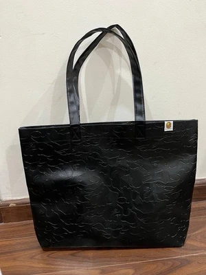 Сумка с короткими ручками BAPE A Bathing Ape черная кожаная камуфляжная с тиснением SMR эксклюзивная сумка 2025-НОВАЯ - Изображение 1 из 4