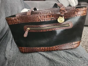 BRAHMIN HANDBAG BLACK PURSE WITH BROWN CROCODILE ALLIGATOR AND GOLD ACCENTS - Picture 1 of 8