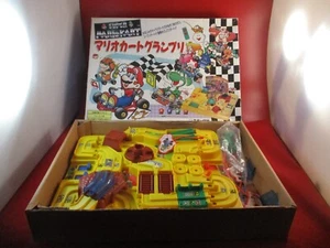 Super Mario Kart Nintendo Super Famicom Grand Prix Board Game w/ Box INCOMPLETE - Picture 1 of 24