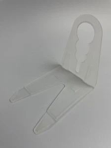 Lot of 100 - 39001 Shingle Tabs for C7 and C9 Christmas Holiday Lights - Picture 1 of 2