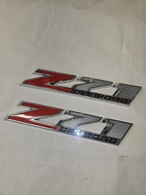 2 2018 2019 2020 2021 2022 Chevrolet Colorado Z71 emblemas de puerta OEM Foto 1 de 3