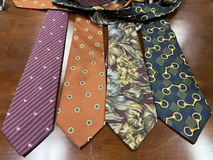 Lot Of 4 Men's Silk Ties Vintage Dior, GUCCI, Burberrys & R. Lauren - Picture 1 of 7
