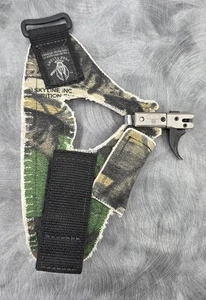 Winn Archery Free Flight Release C-10 LH Medium  - Picture 1 of 3