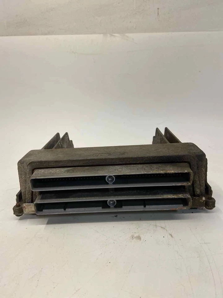 Used Engine Control Module (ECM) fits: 2001 Chevrolet Silverado 2500 pickup Elec Foto 1 de 4