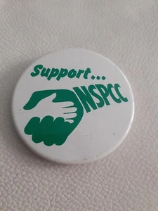 Nspcc Vintage badge  - Picture 1 of 3