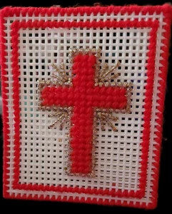 Vintage 80s 90s Handcrafted Needlepoint Red Cross Stand-Up Decor Religious Art - Picture 1 of 3