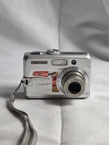 Cámara digital compacta Pentax Optio E10 6,0 MP plateada ¡probada y funcionando! - Imagen 1 de 3