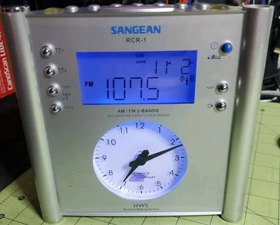 Radio reloj atómico sintonización automática Sangean RCR-1 FM AM  Foto 1 de 4
