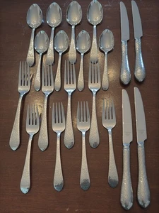 Reed & Barton Edelstahl Besteck gehämmert glänzend Servierset für 4 - Bild 1 von 9