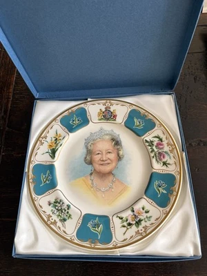 Royal Doulton Queen Mother's 90th Birthday Commemorative Plate (1990) - Image 1 of 3