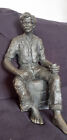 Signée Jp - Statue, "L'homme À La Pipe" - 33 Cm - Grande Statue Matériau Patiné