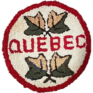 Antique Hand Hooked Rug Mat Quebec Canada Souvenir Round Wool Mat Maple Leaf 13" - Picture 1 of 5