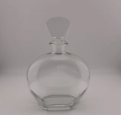 Decantador de cristal ligero y musical Luigi Bormioli Puccini Italia pesado 9" - LR3 Foto 1 de 4