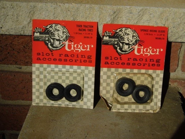 Монограмма Tiger трассовая автомодель гонки 1/24 масштаб 1:24 шины шины новый из старых запасов редкая находка - Изображение 1 из 3