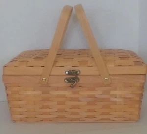 The Lucky Clover Trading Woodchip Picnic Basket - Picture 1 of 5