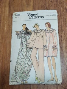 Vintage Vogue Patterns 9028 Size 10 Misses Lingerie Pattern - Picture 1 of 2