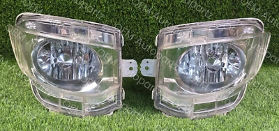 2010-2012 Lexus LS460 LS460L Fog lights pair Factory Left and Right Oem used - Image 1 of 4
